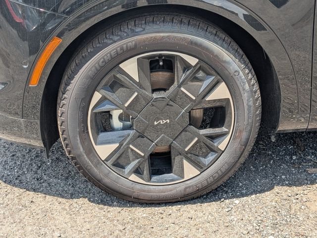 New 2026 Ebony Black Kia SX Prestige image 11