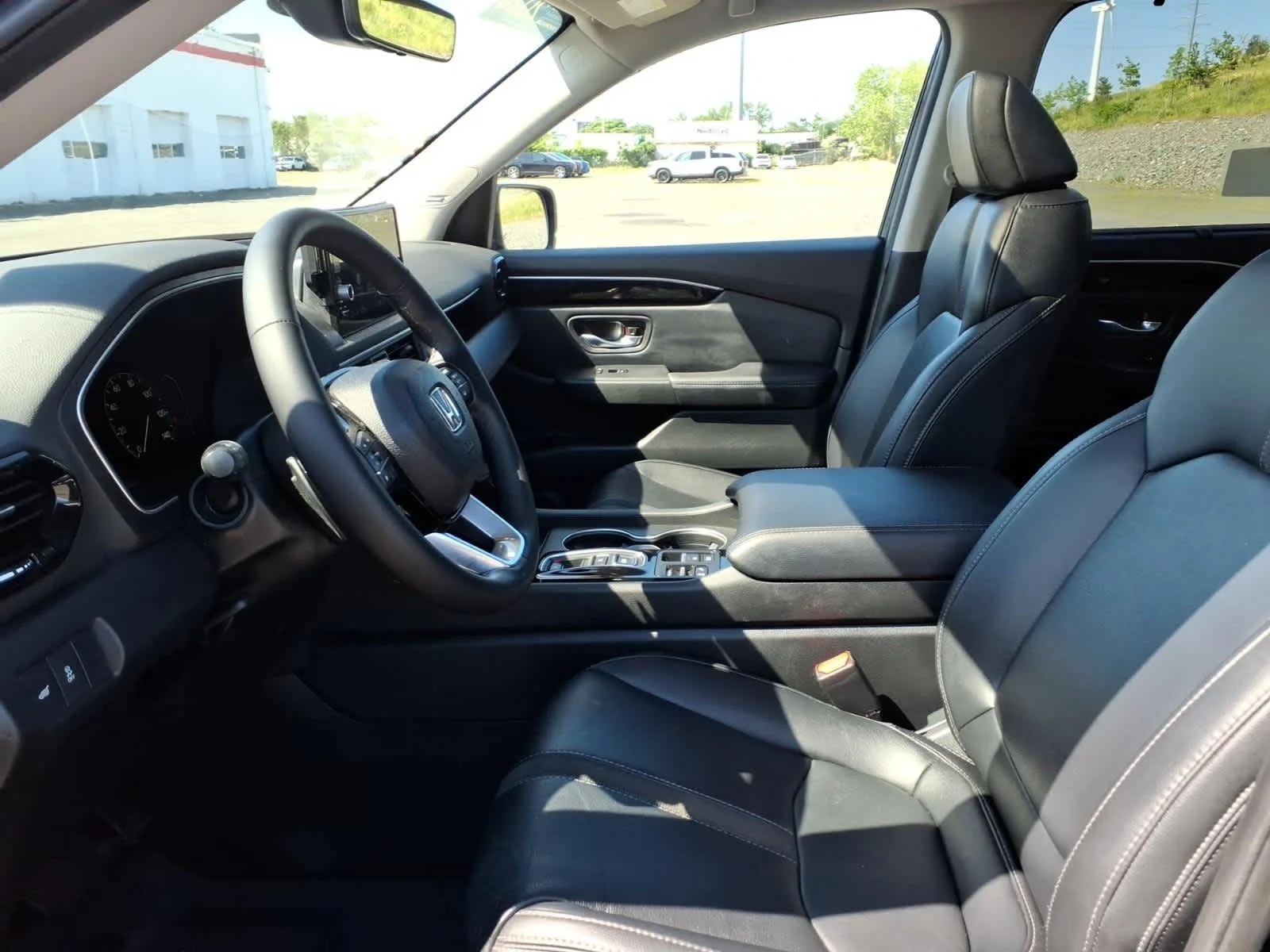 2024 Honda Pilot Touring - Photo 18