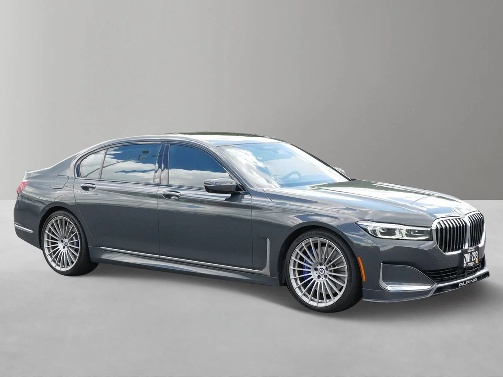 Used 2022 BMW 7 Series ALPINA B7 with VIN WBA7U2C11NCH07942 for sale in White Bear Lake, Minnesota