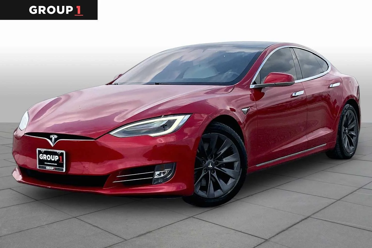 2020 Tesla Model S Long Range Plus's photo