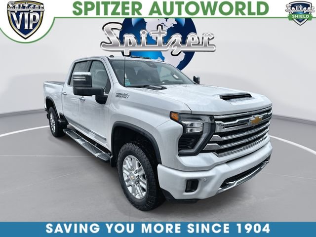 Used 2024 Beige Chevrolet High Country image 1