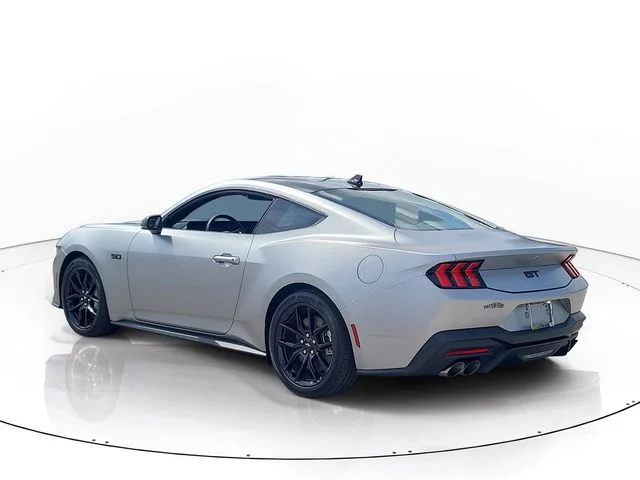 New 2025 Silver Metallic Ford GT Premium image 7
