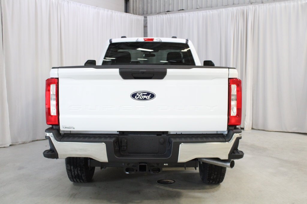 New 2027 Oxford White Ford XL image 22