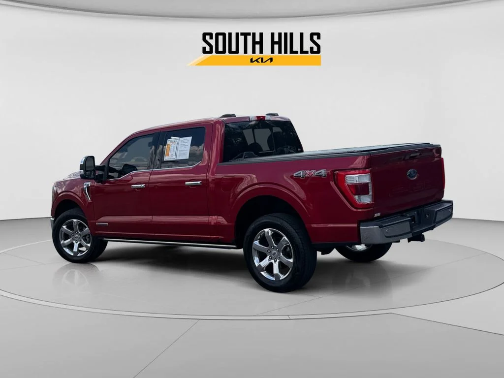 Used 2022 Red Ford Lariat image 3