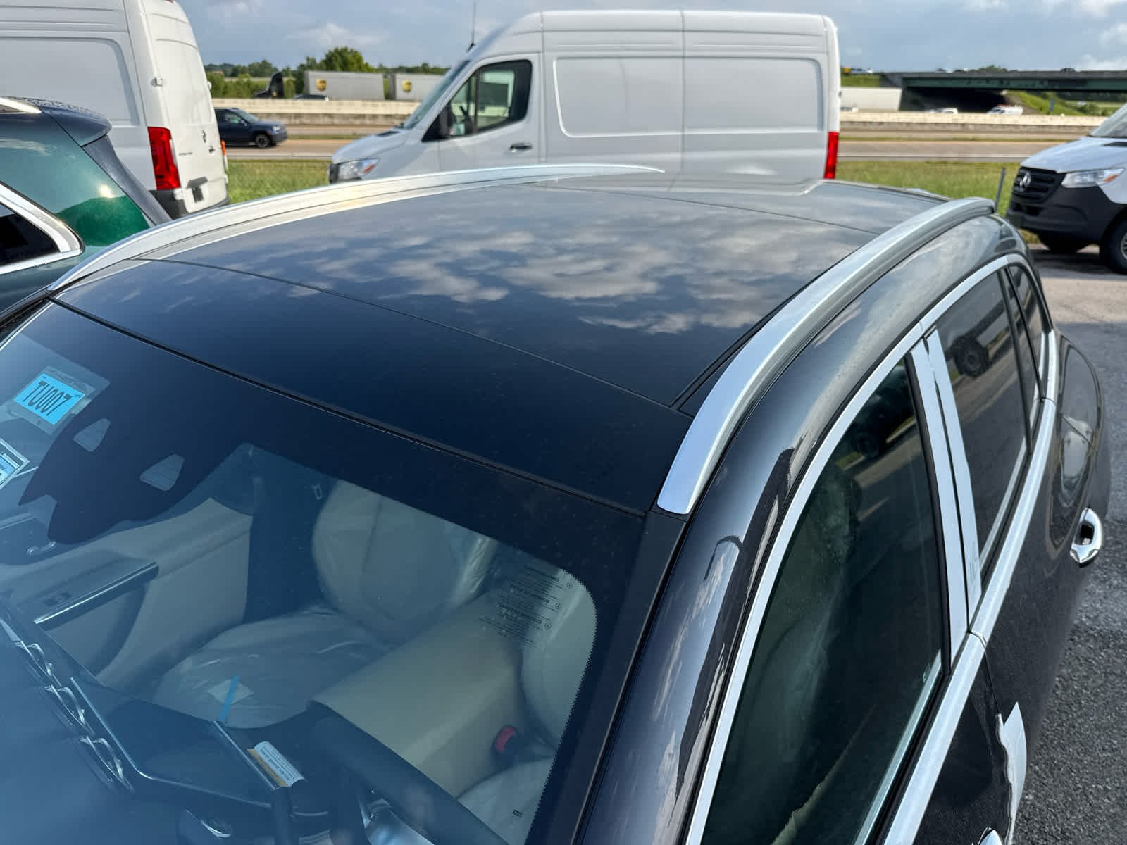 New 2027 Graphite Grey Metallic Mercedes-Benz GLC 300 image 9