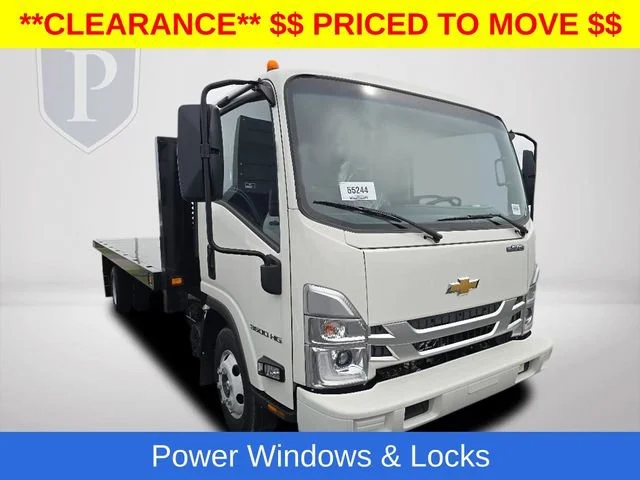 New 2025 Arc White Chevrolet  image 2