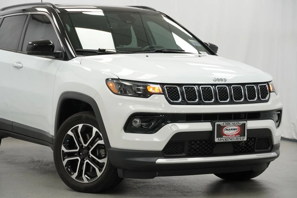Used 2024 White Jeep Limited image 7