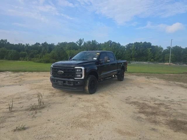 Used 2024 Black Ford XLT image 2