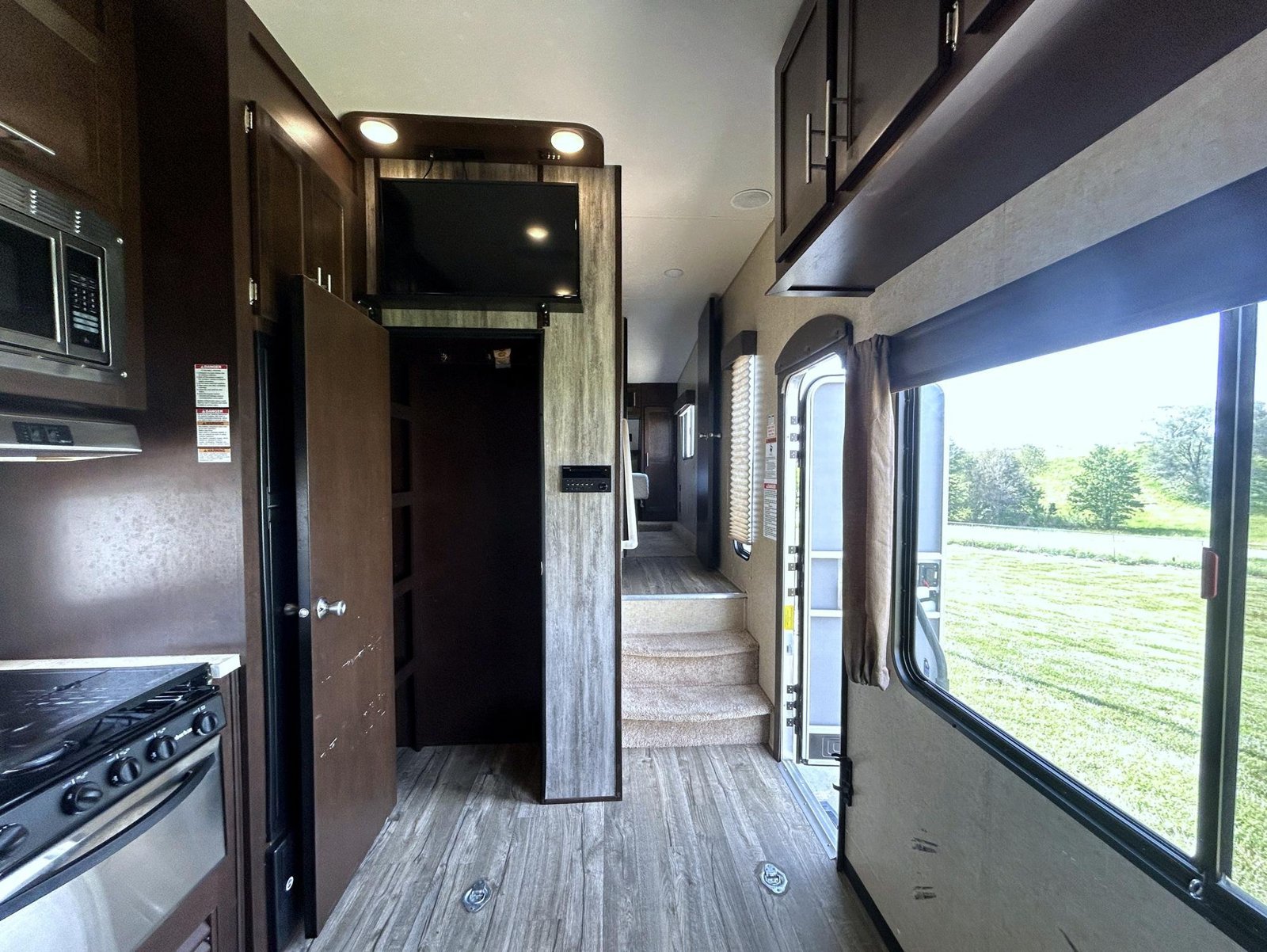 Used 2017 Beige Forest River  image 14