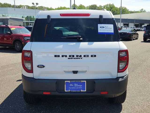 Certified Used 2021 Oxford White Ford Base image 5