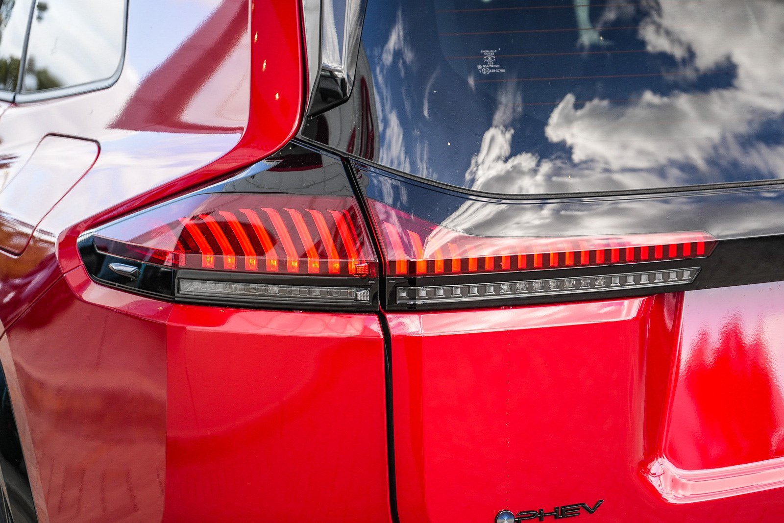 New 2026 Supersonic Red with Midnight Black Metallic roof <sup>1</sup> Toyota  GR SPORT image 9