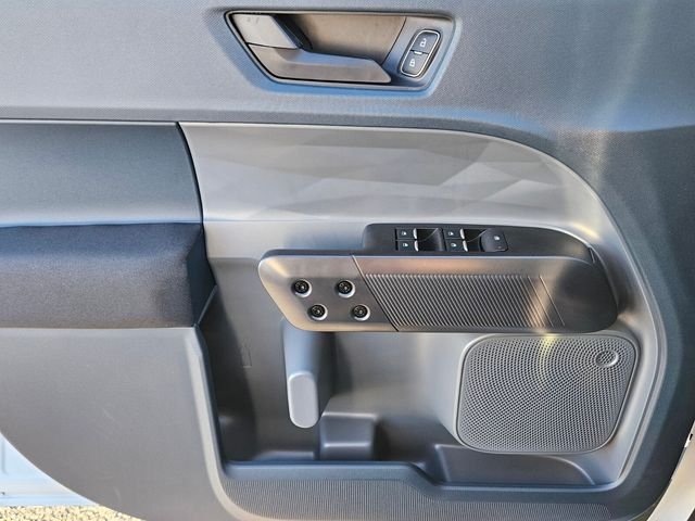 New 2026 Oxford White Ford XL image 28