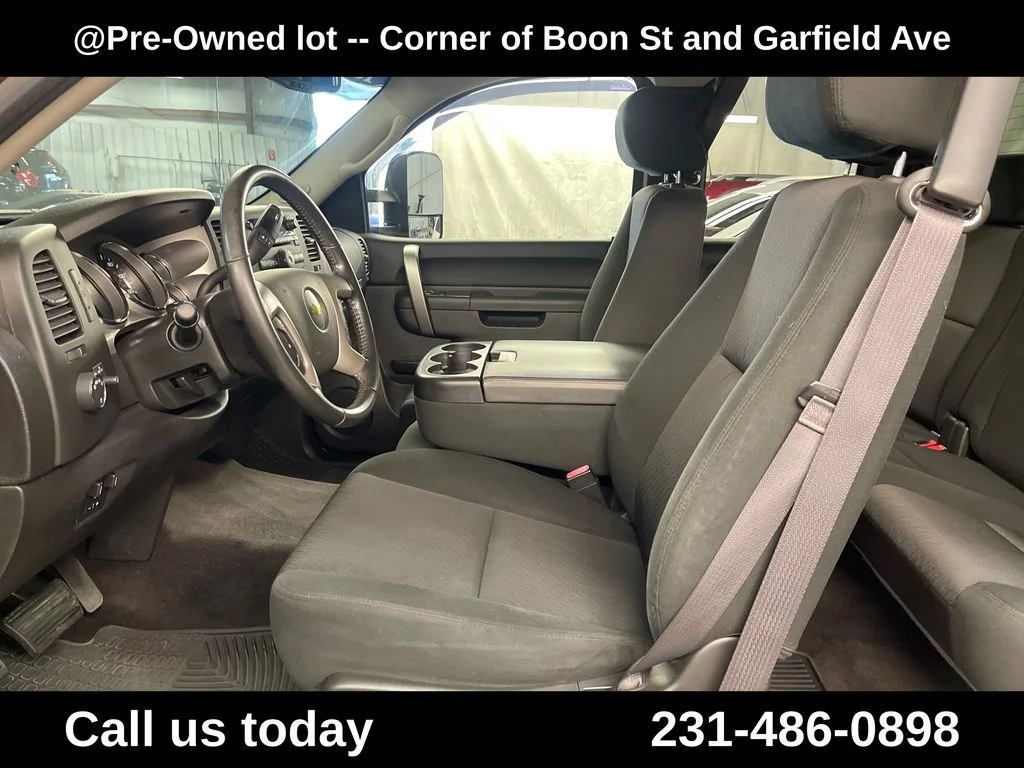 Used 2013 Red Chevrolet LT image 14