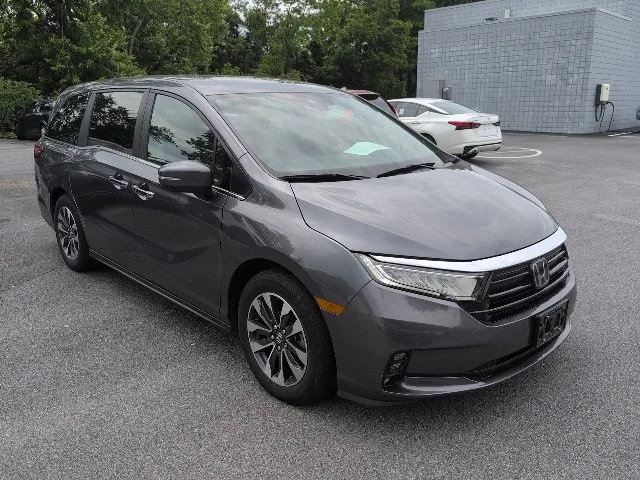 2024 Honda Odyssey EX-L's photo