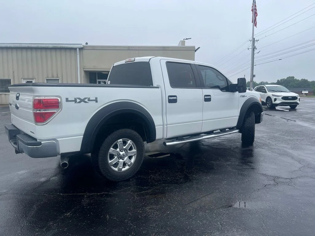 Used 2013 White Platinum Tri-Coat Metallic Ford XLT image 3