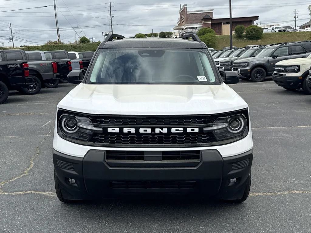 New 2026 White Ford Outer Banks image 2