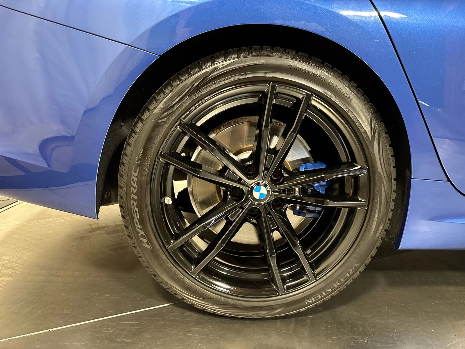 Used 2021 Blue Metallic BMW M340i xDrive image 13