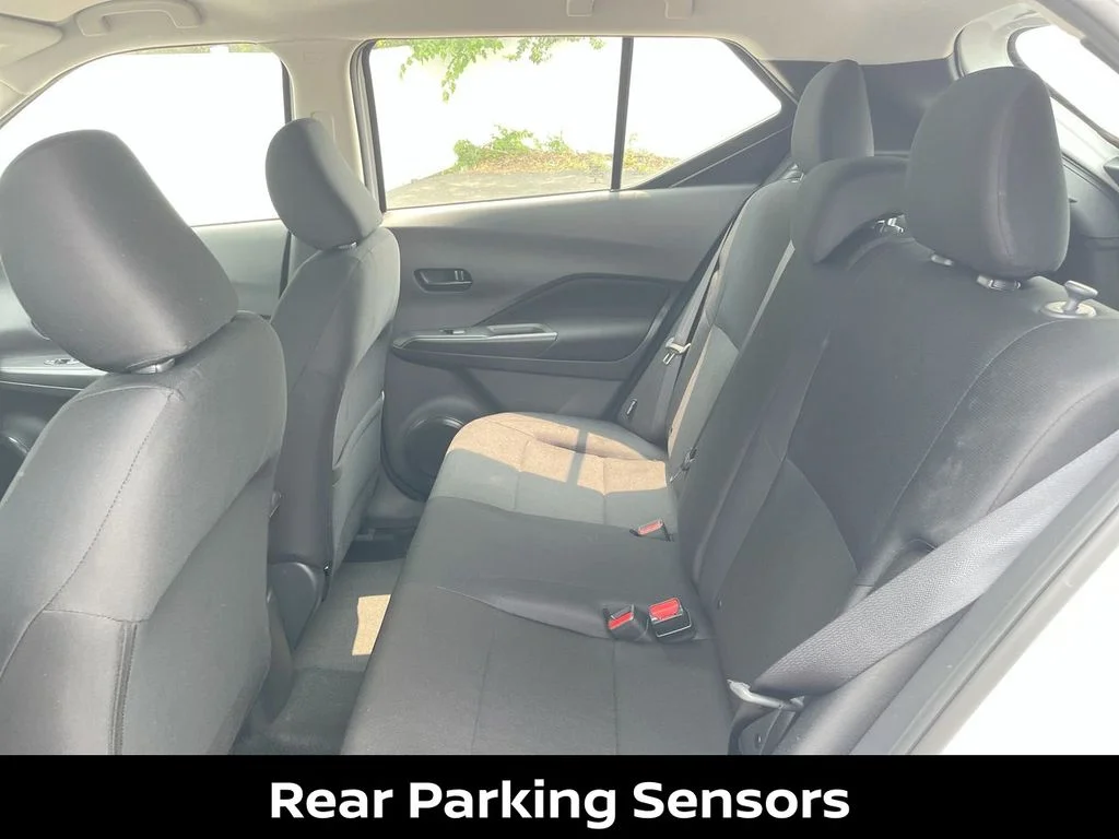 Certified Used 2025 White Nissan S image 34