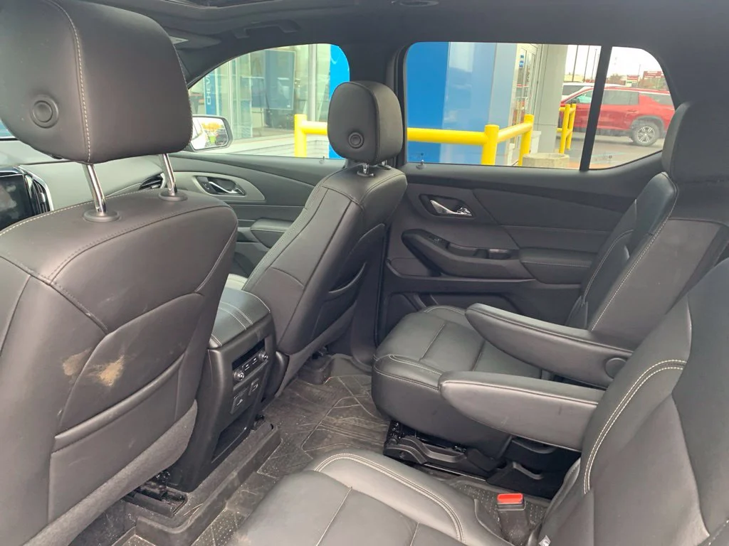 Used 2023 Sterling Gray Metallic Chevrolet LT Leather image 6