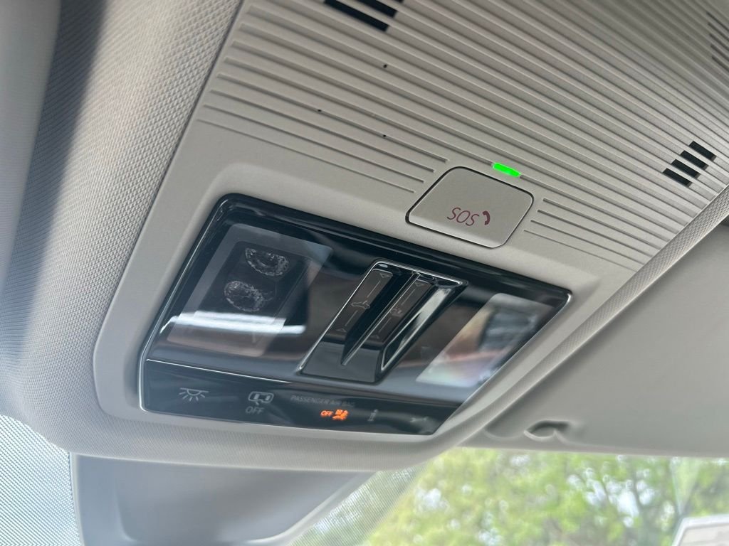 New 2026 Black Volkswagen SE w/Technology image 57