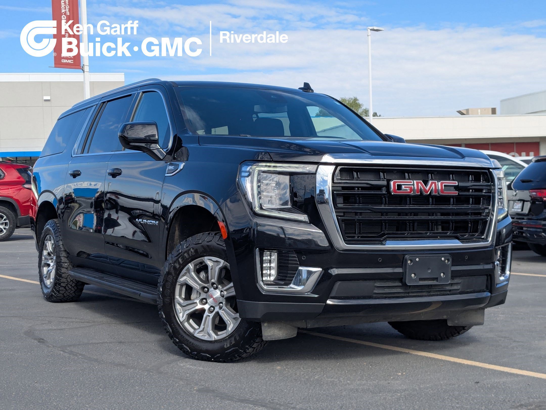 2024 GMC Yukon SLE 4X4's photo