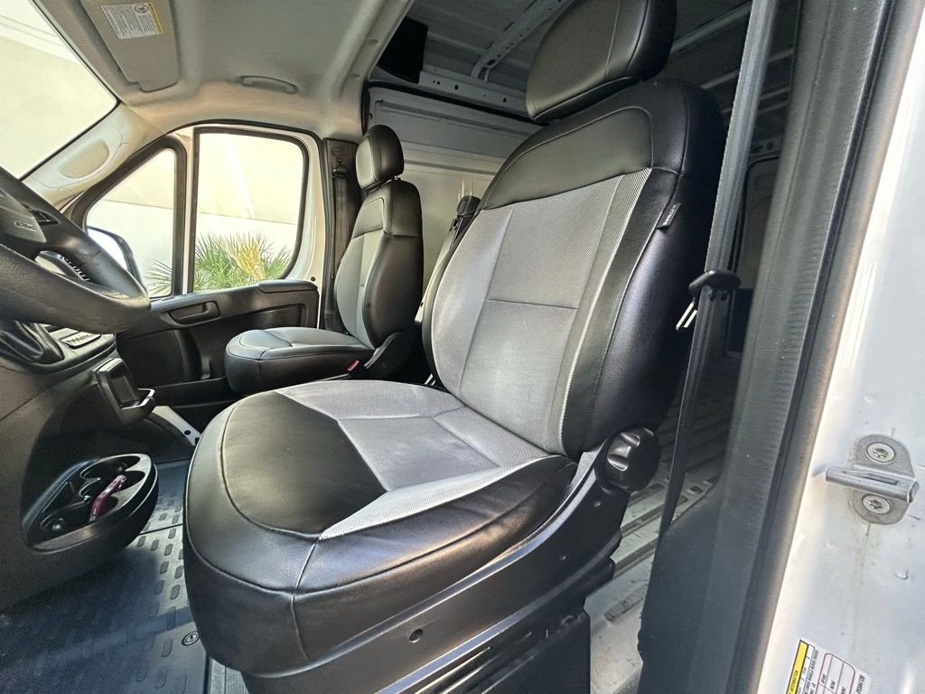 Used 2023 White Ram High Roof image 12