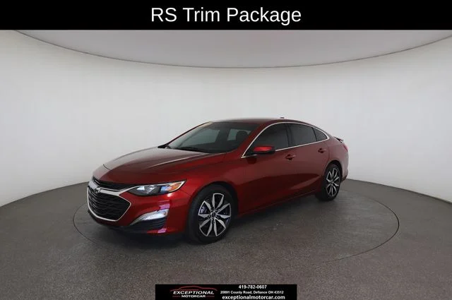 Used 2021 Red Chevrolet RS image 3