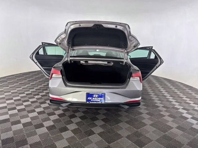Used 2023 Silver Hyundai SEL image 16