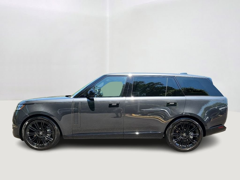 Certified Used 2025 Carpathian Grey Premium Metallic Land Rover SE image 7