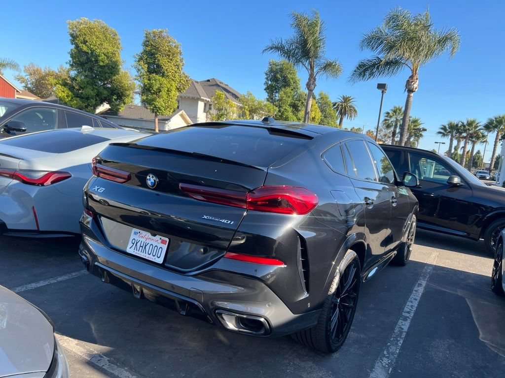 Used 2024 Black Sapphire Metallic BMW xDrive40i image 4