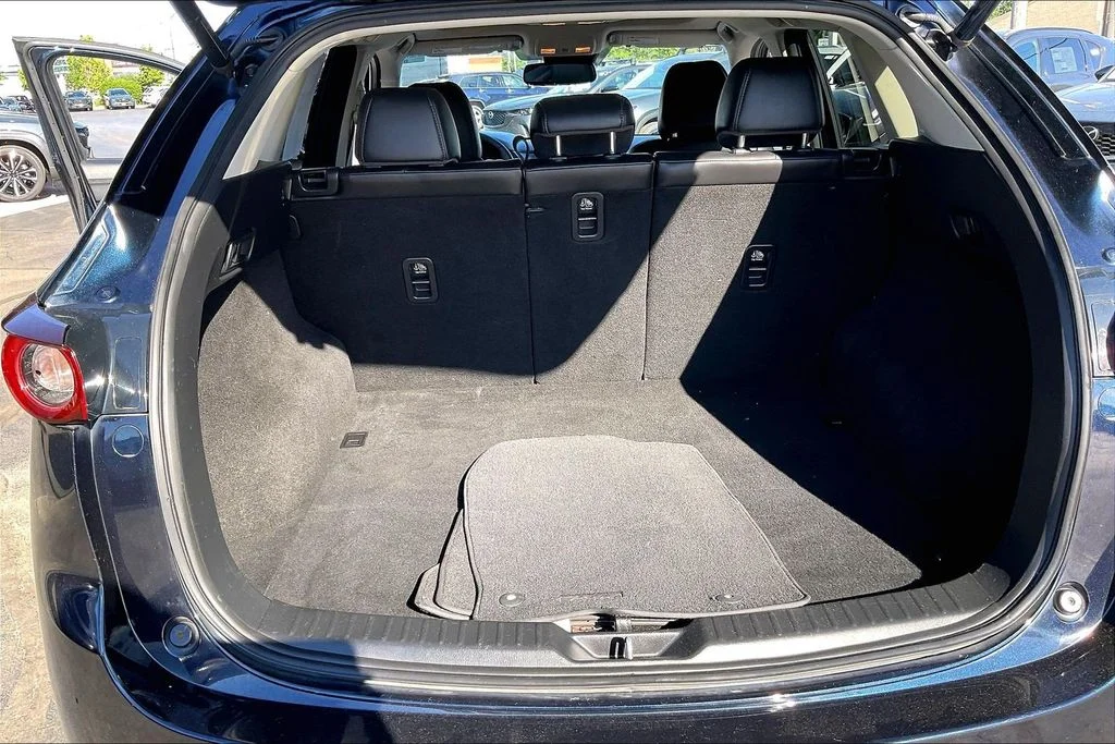 Used 2019 Blue Mazda Touring image 27