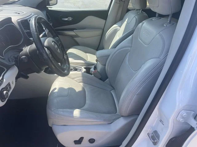 Used 2020 White Jeep Limited image 11
