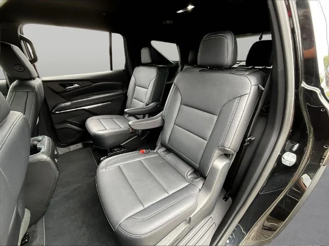 Used 2026 Black Chevrolet LT image 25