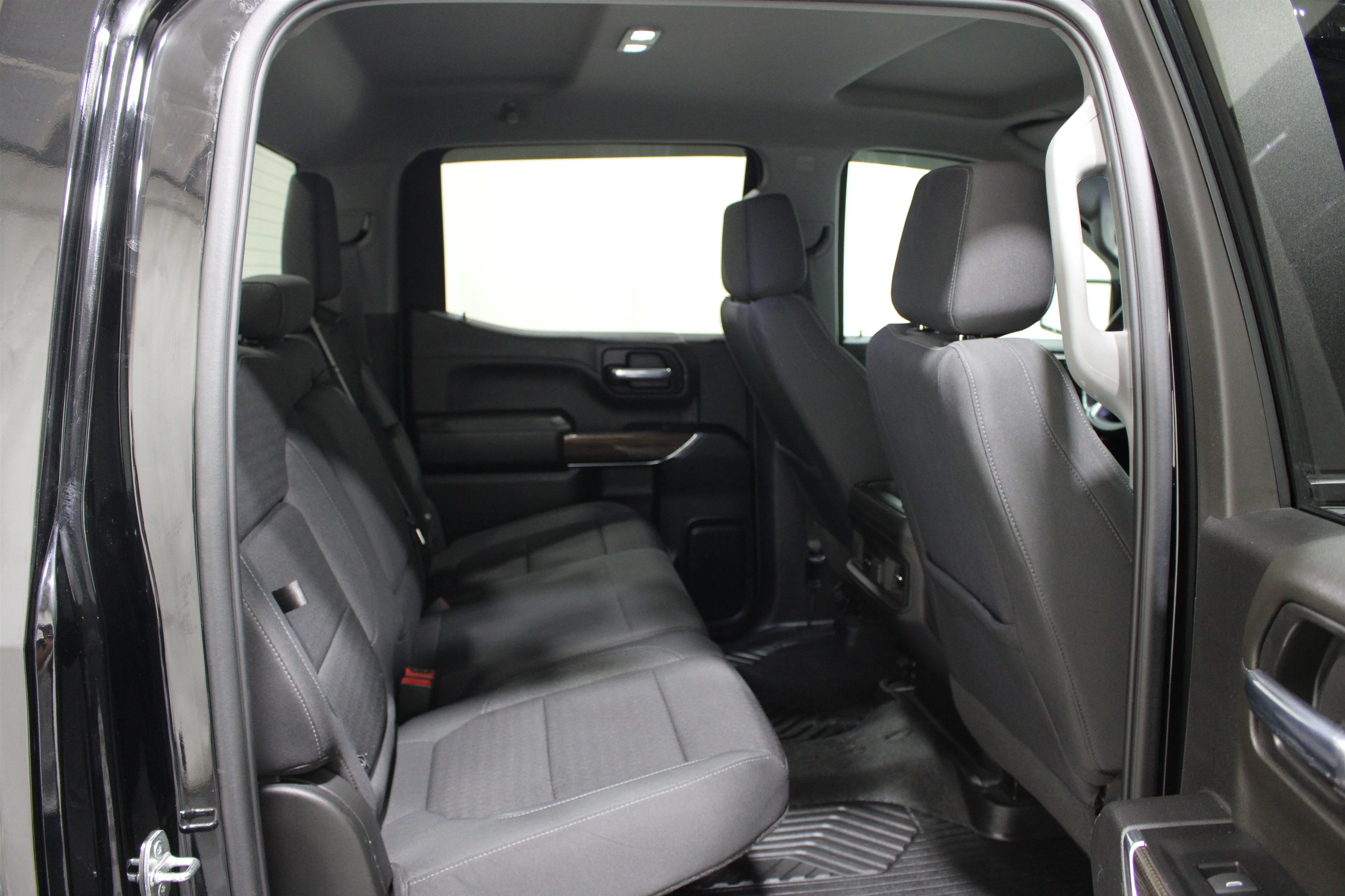 Used 2022 Black Chevrolet RST image 19