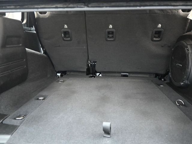 Used 2022 Gray Jeep Unlimited Sahara image 9