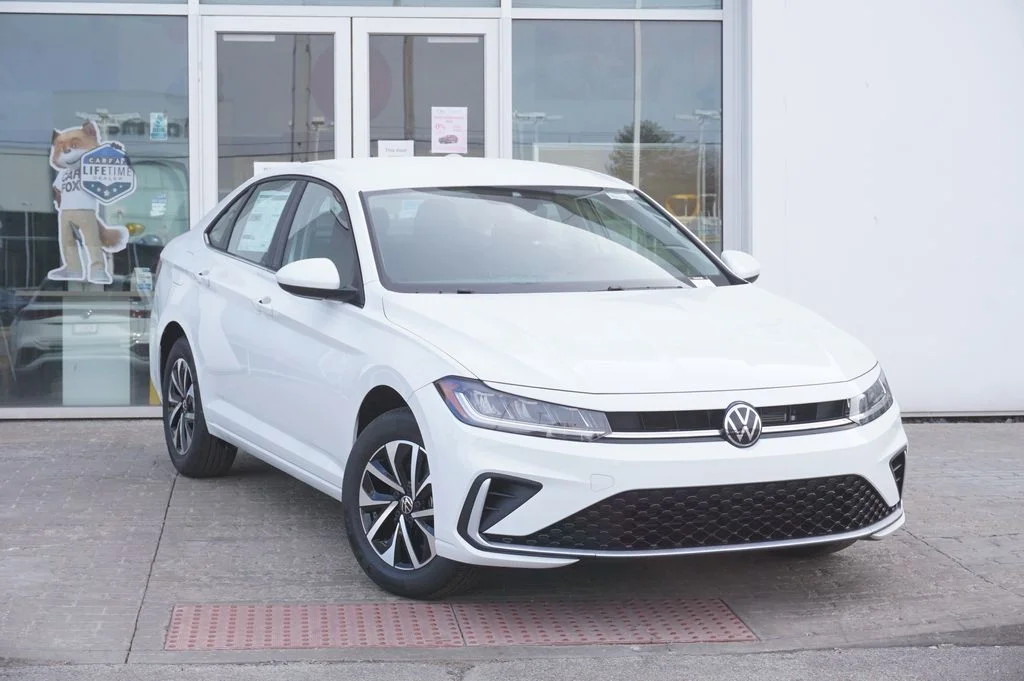 New 2026 White Volkswagen 1.5T S image 2