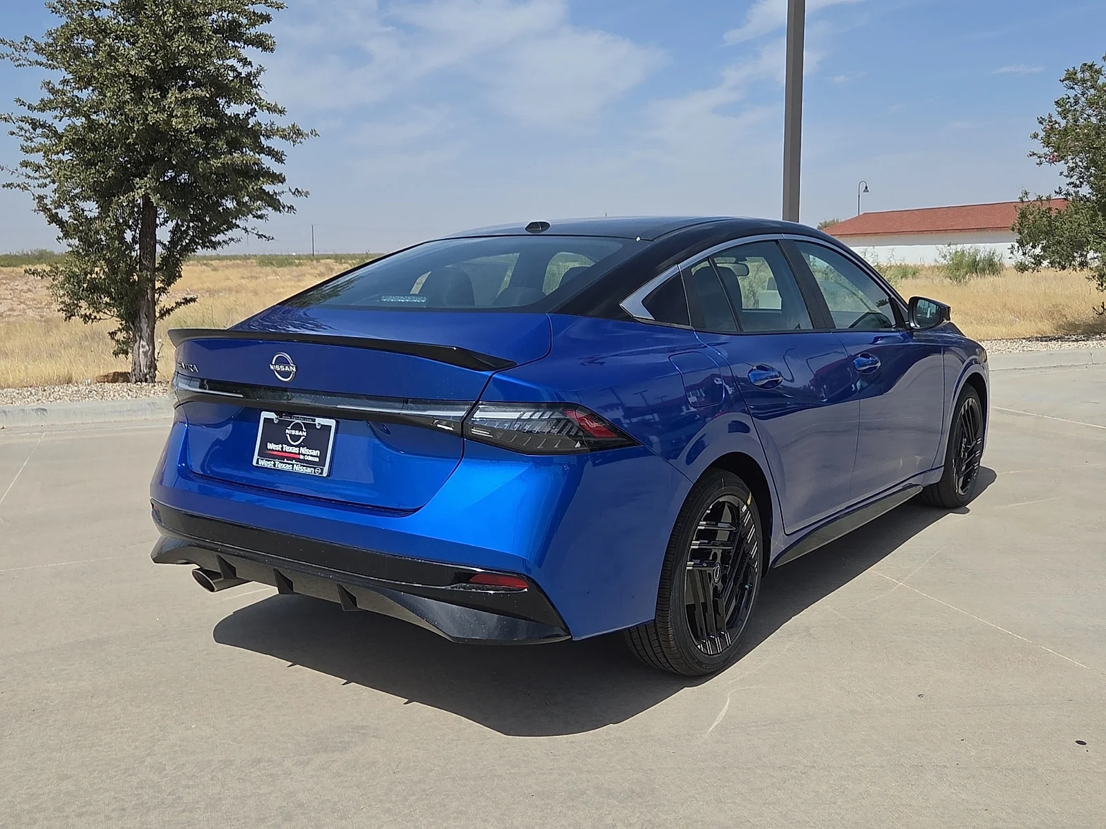 New 2027 XGZ 2toneblueb Nissan SR image 4