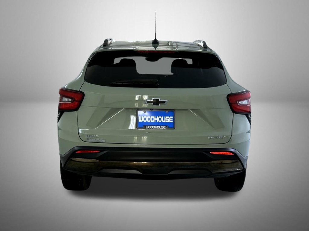 2025 Chevrolet Trax Activ - Photo 7