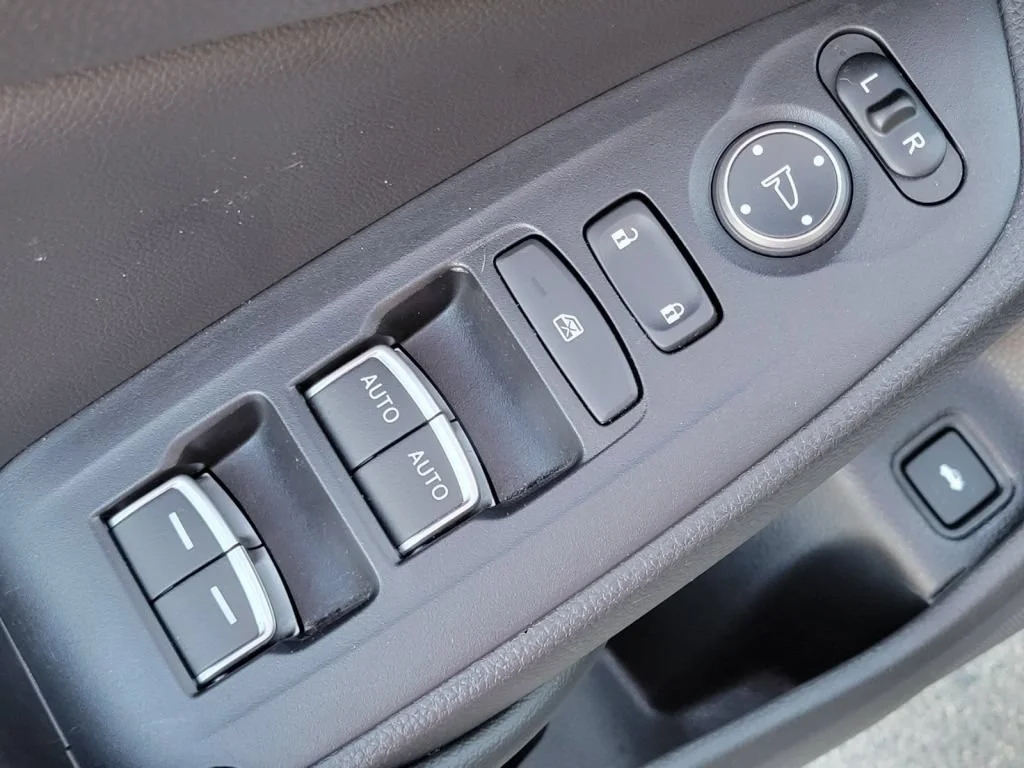 Used 2021 Gray Honda Sport SE image 27