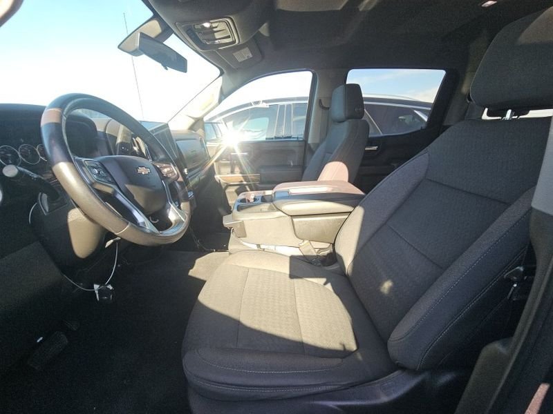 Used 2020 Shadow Gray Metallic Chevrolet LT image 24