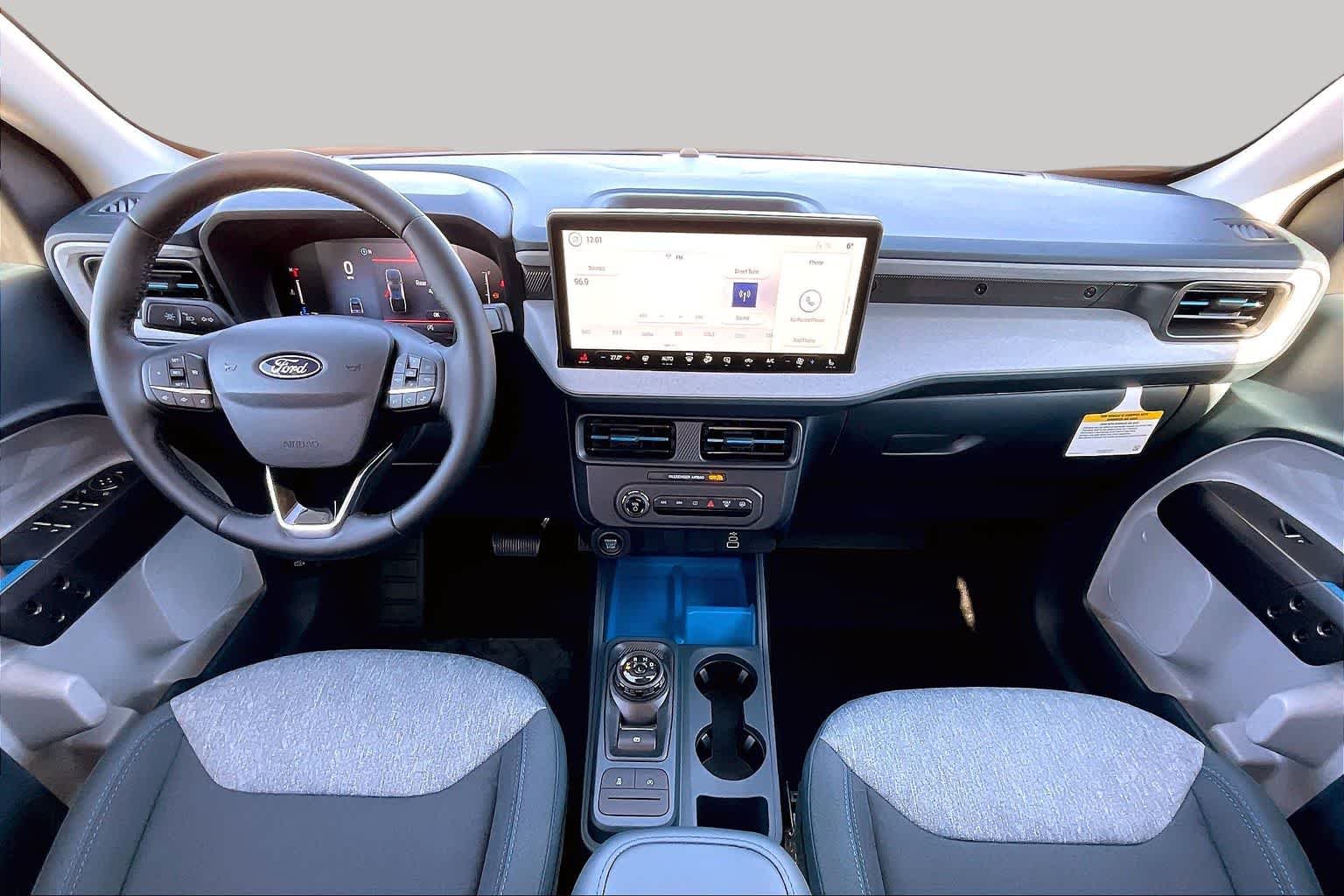 New 2026 Oxford White Ford XLT image 5