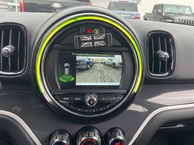 Used 2020 Light White MINI Classic image 29