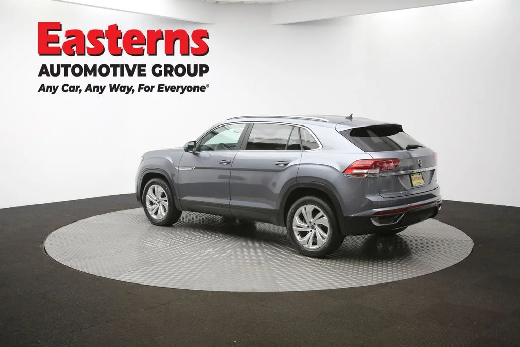 Used 2021 Gray Volkswagen 2.0T SEL image 64