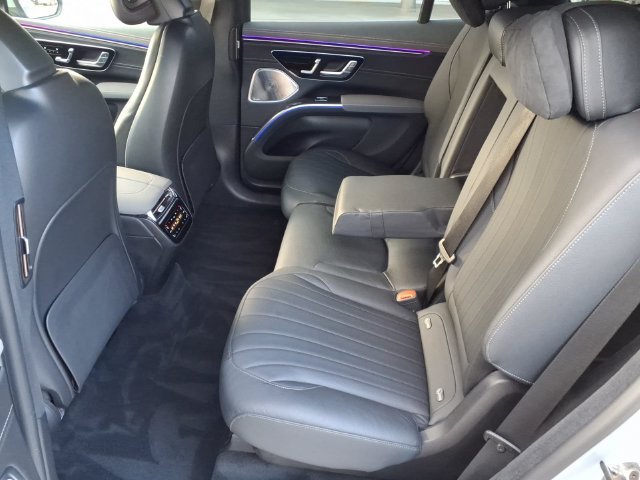 Certified Used 2023 Silver Mercedes-Benz 450 image 18