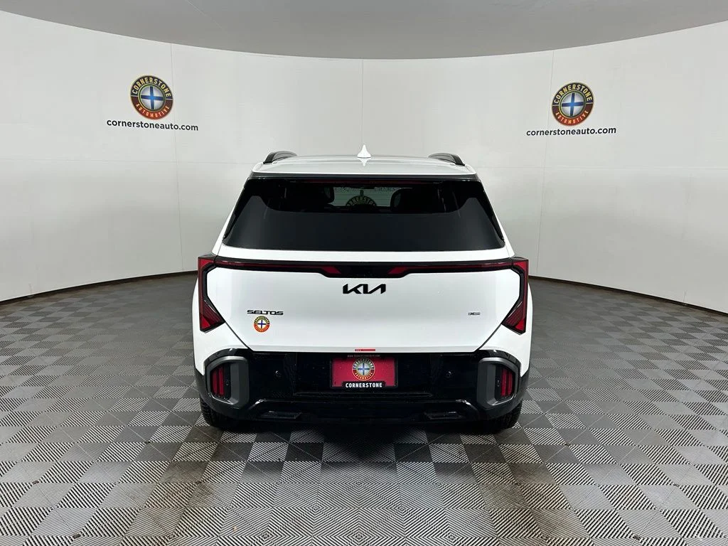 New 2027 Snow White Pearl Kia X-Line S image 19