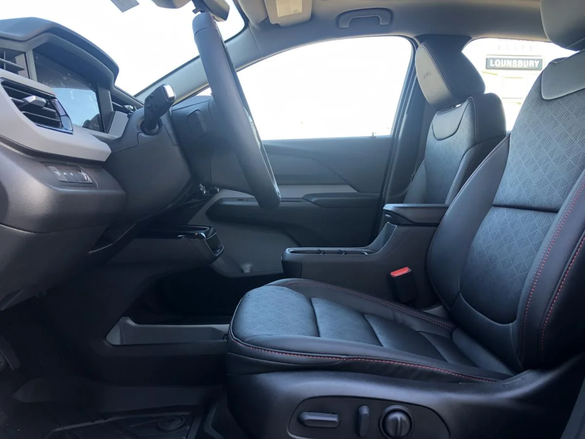 New 2027 Black Chevrolet Fwd 4dr Rs image 10