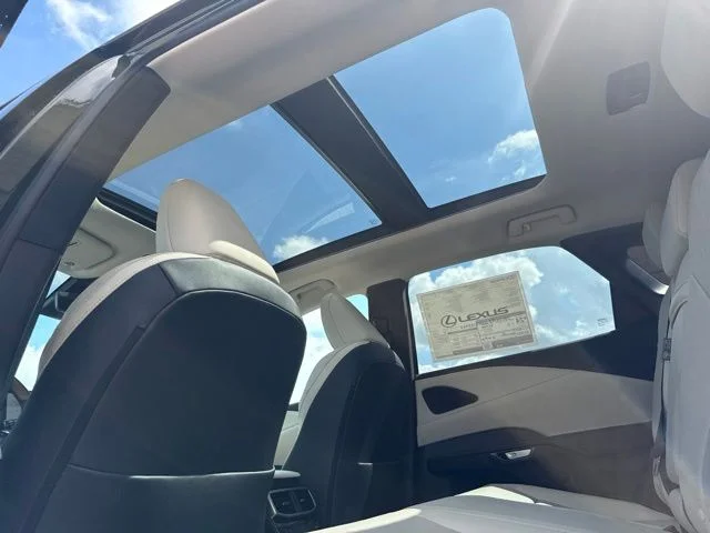 New 2026 Nori Green Pearl Lexus PREMIUM PLUS image 31