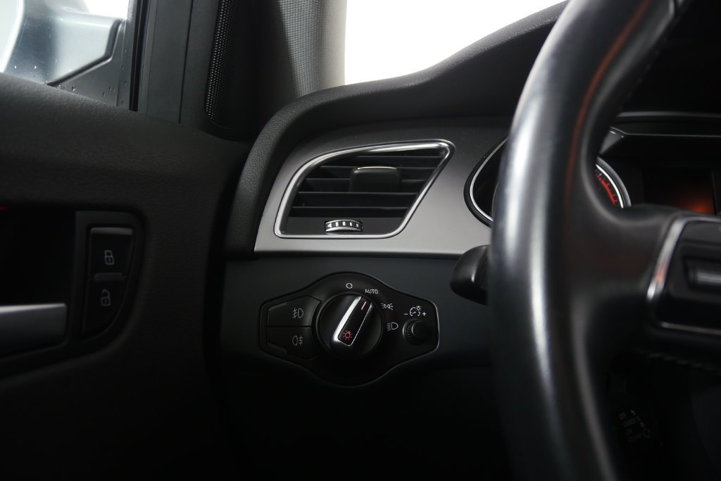 Used 2015 Silver Metallic Audi 2.0T Premium image 19