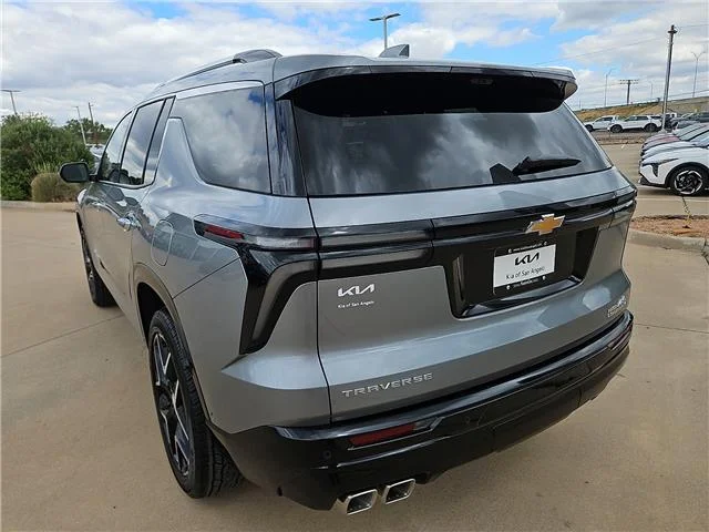 Used 2026 Sterling Gray Metallic Chevrolet High Country Front-Wheel Drive image 3
