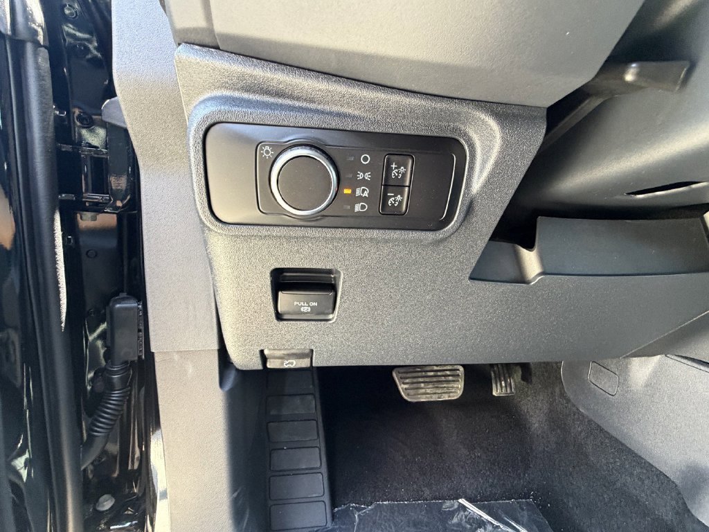 New 2026 Shadow Black Ford Big Bend® image 26